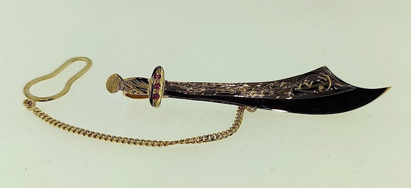 Ferma cravatta sciabola